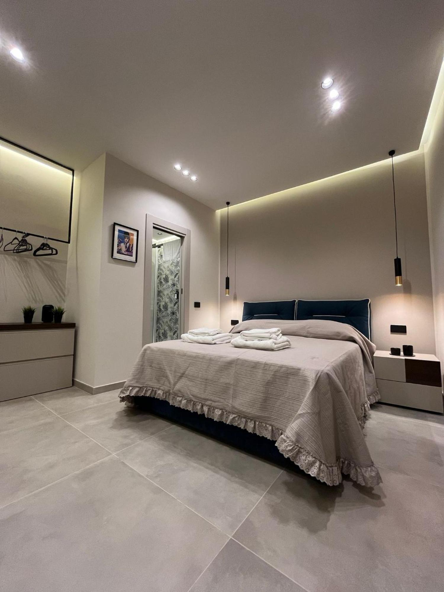 Stay In Неаполь Экстерьер фото